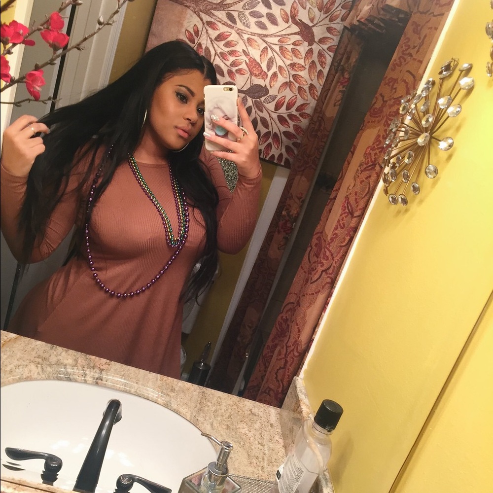 Long sleeve mini dress low back
